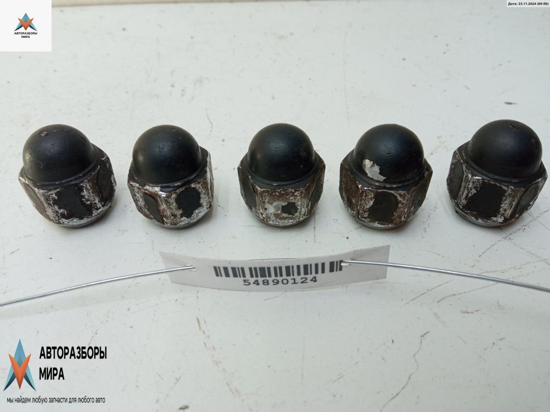 болт колесный Subaru Legacy 3 поколение 2001, 2.0 л., бензин, МКПП, зелёный, универсал - фото №1