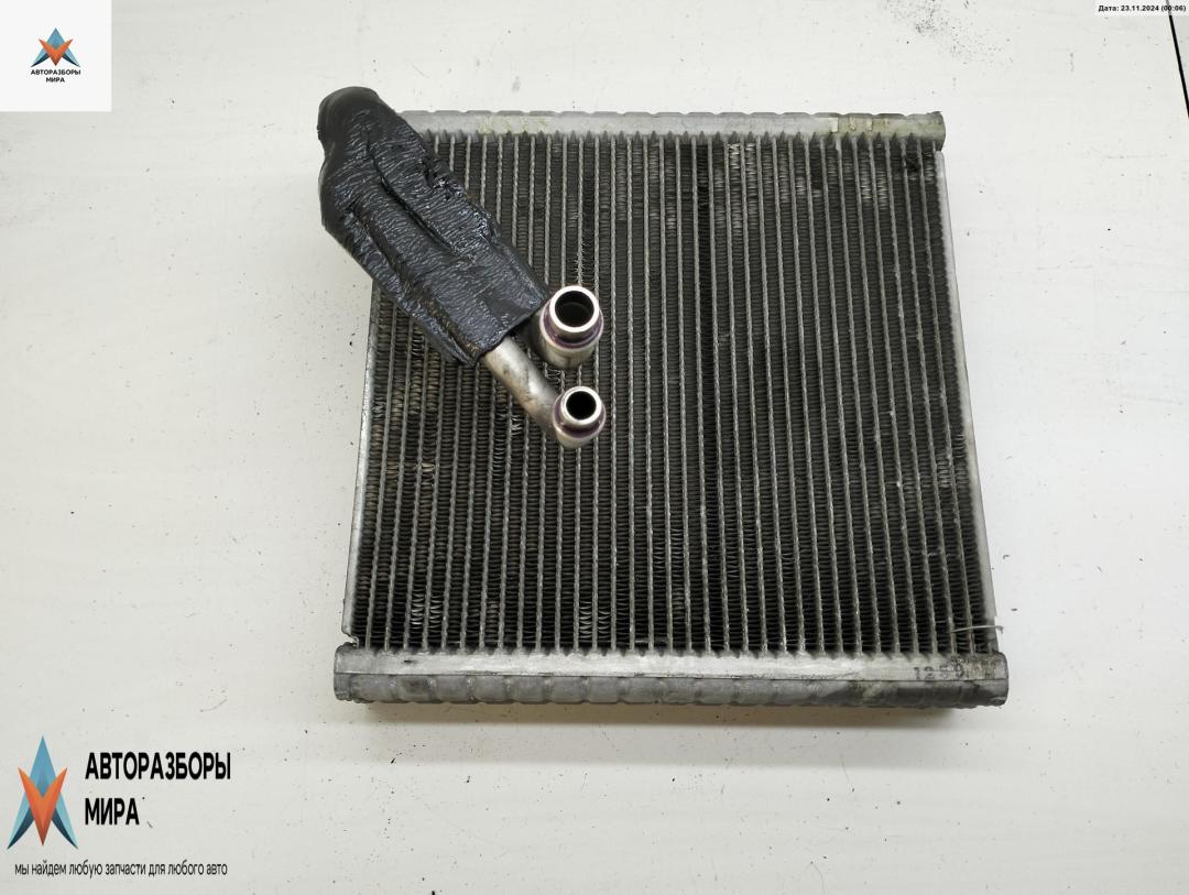 испаритель кондиционера Volkswagen Passat B6 2005, 2.0 л., бензин, МКПП, синий, универсал, 3C1820103 - фото №1