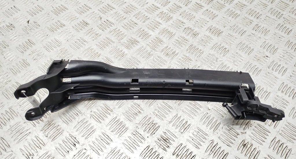пластик моторного отсека BMW 7 F01/F02 2012, 3.0 л., гибрид, АКПП, серый, седан, 7583755