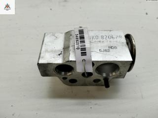 расширительный клапан кондиционера Volkswagen Passat B6 2005, 2.0 л., бензин, МКПП, синий, универсал, 1K0820679