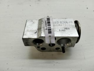 расширительный клапан кондиционера Volkswagen Passat B6 2005, 2.0 л., бензин, МКПП, синий, универсал, 1K0820679