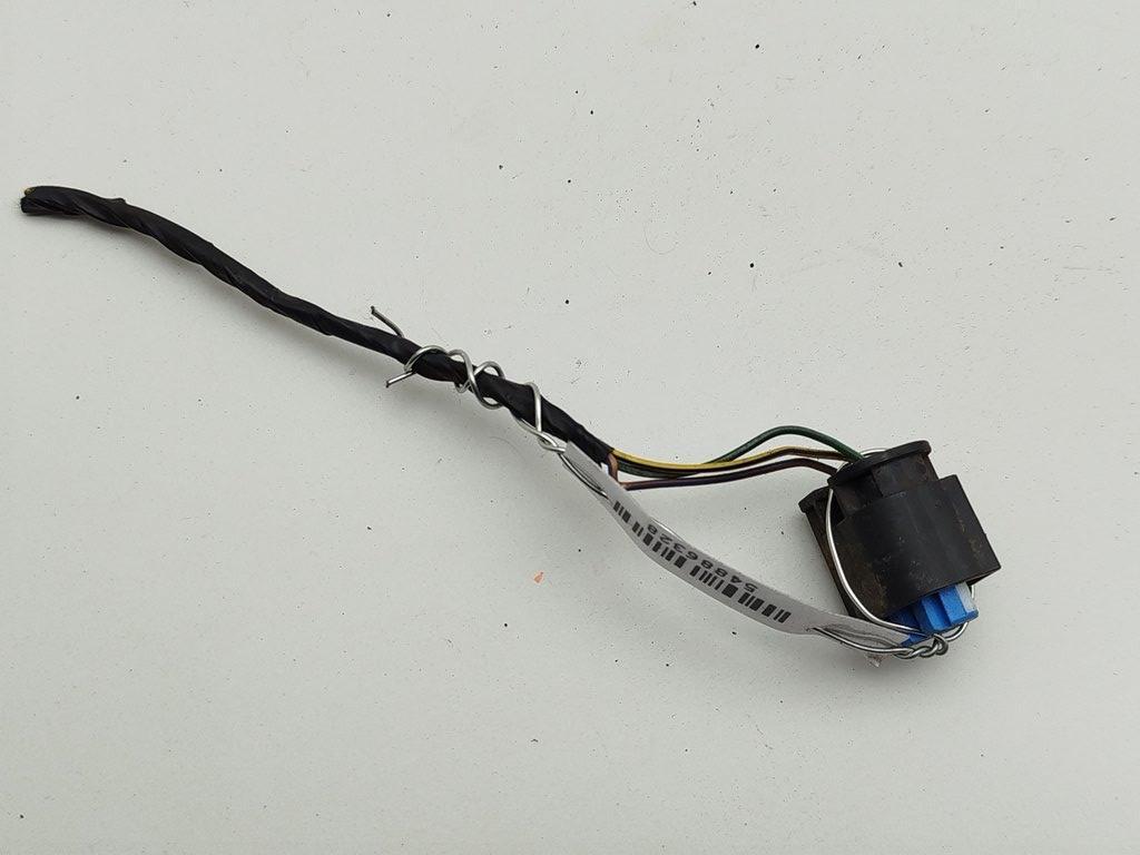 разъем (фишка) проводки BMW 3 E46 2004, 2.2 л., бензин, МКПП, серый, универсал, 1452040
