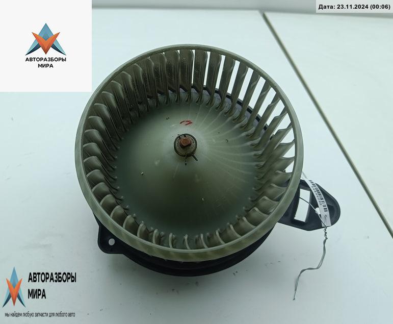 моторчик печки Audi A6 4B/C5 1998, 1.8 л., бензин, МКПП, синий, седан, 4B1820021 - фото №1