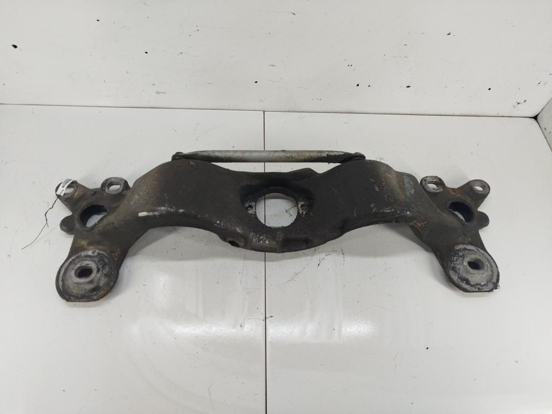 кронштейн КПП Audi A4 B7 2005, 2.0 л., TFSI, бензин, АКПП, серый, универсал, 8E0399263AG