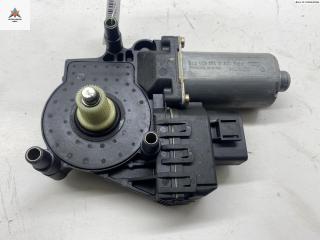 моторчик стеклоподъемника передний левый Audi A6 4B/C5 2000, 2.4 л., АКПП, седан, 4B0959801D