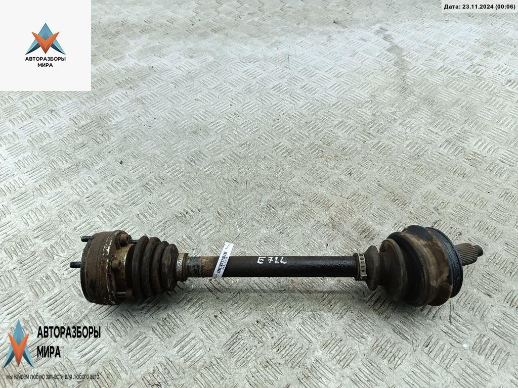 полуось передняя левая (приводной вал, ШРУС) Skoda Roomster 1 поколение 2007, 1.4 л., дизель, МКПП, серый, фургон - фото №1