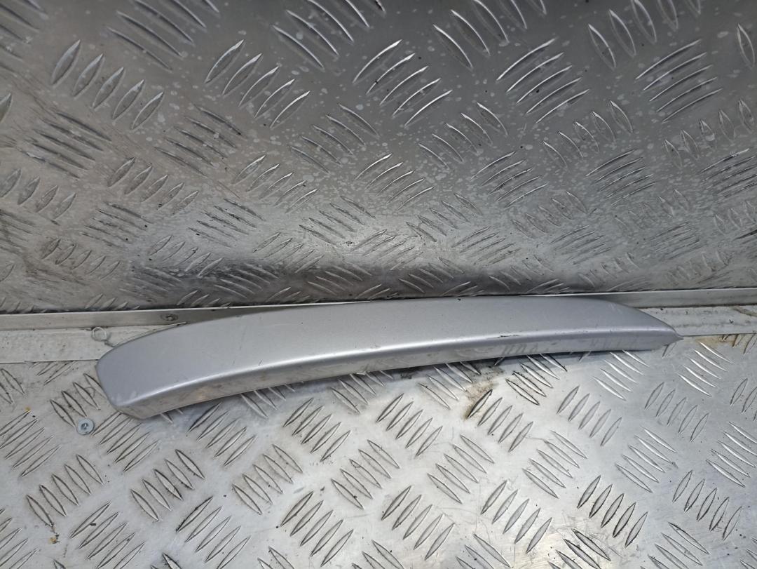 заглушка (решетка) в бампер Opel Astra H 2005, 1.6 л., бензин, МКПП, серый, универсал, 13121996