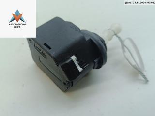 корректор фар Skoda Octavia mk2 (A5 1Z) 2009, 1.9 л., дизель, МКПП, красный, хетчбэк 5 дв., 008830