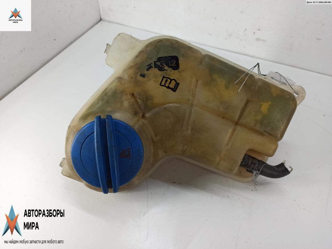 бачок расширительный Audi A4 B7 2005, 2.0 л., TFSI, бензин, 8E0121403 - фото №1