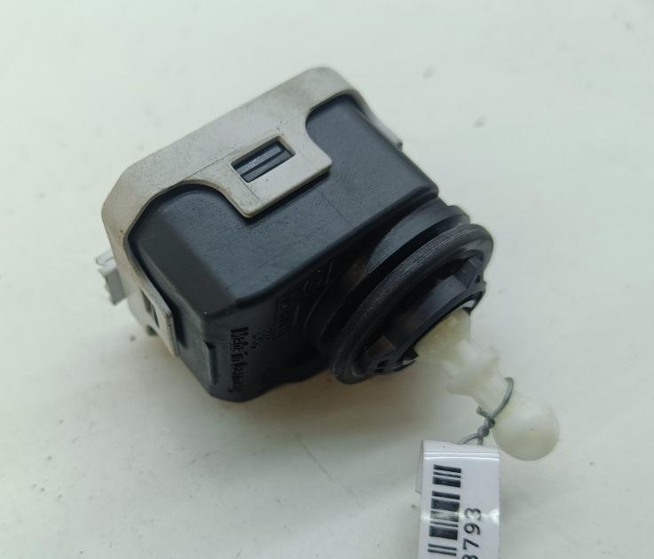 корректор фар Volkswagen Passat B6 2007, 2.0 л., дизель, робот, серый, универсал, 007878