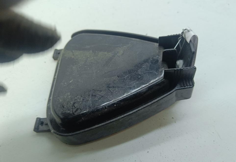 крышка фары Volkswagen Passat B5+ (GP) 2001, 1.6 л., бензин, МКПП, серый, седан, 303411109N