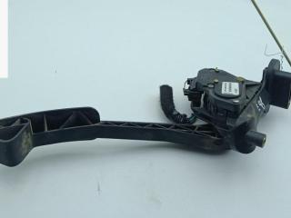 педаль Volvo V70 2 поколение [рестайлинг] 2004, 2.4 л., дизель, МКПП, серый, универсал, 30666659