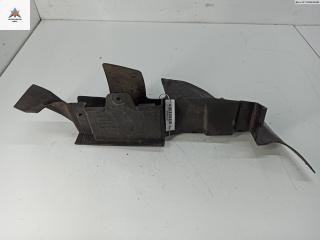 диффузор вентилятора Audi A4 B5 [рестайлинг] 1999, 1.9 л., дизель, АКПП, чёрный, универсал, 8D0121284E