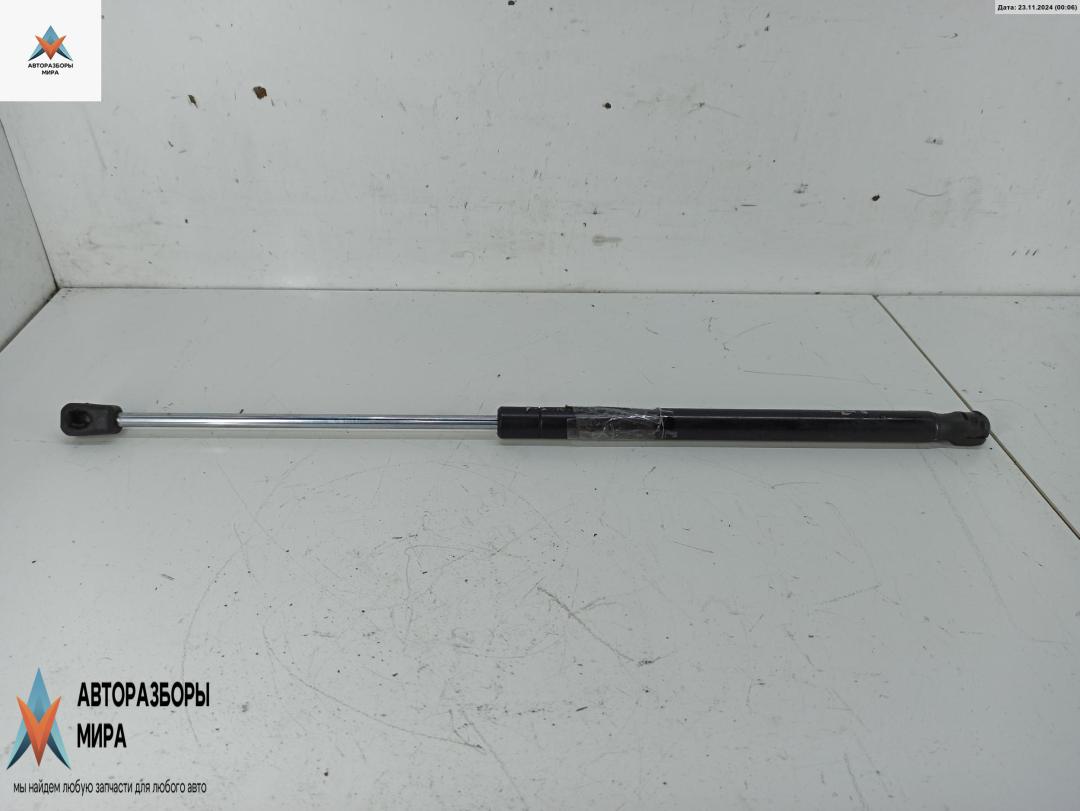 амортизатор крышки багажника (3-5 двери) Audi A4 B7 2005, 2.0 л., TFSI, бензин, АКПП, серый, универсал - фото №1