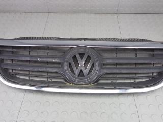 решетка радиатора Volkswagen Tiguan 1 поколение 2009, 2.0 л., дизель, МКПП, внедорожник 5 дв., 5N0853651C