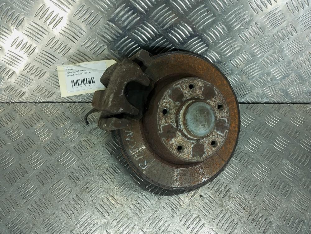 кулак задний левый Renault Megane 3 поколение 2010, цвет - фото №1