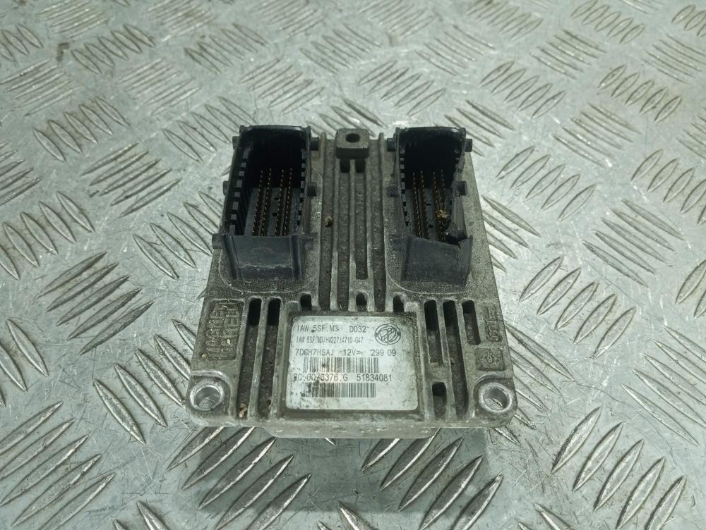 Блок управления двигателем Fiat Punto 3 поколение 2008, цвет, 51834081 - фото №1