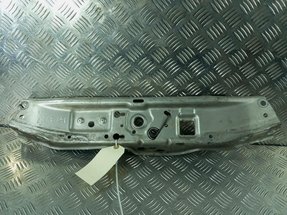 Передняя панель крепления облицовки (телевизор) Opel Zafira 2 поколение (B) 2007, цвет - фото №1