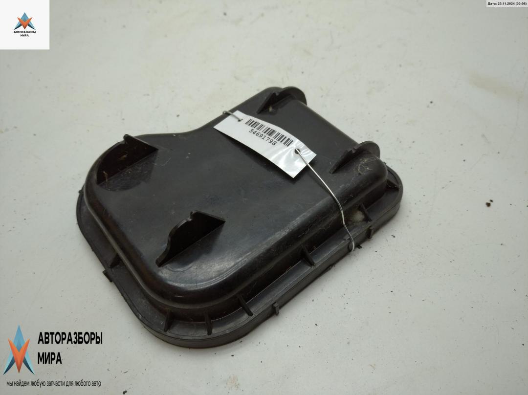 Крышка (заглушка) задняя фары Ford Transit 7 поколение 2007, 2.2 л., дизель, МКПП, серый, микроавтобус, 10090749RH - фото №1