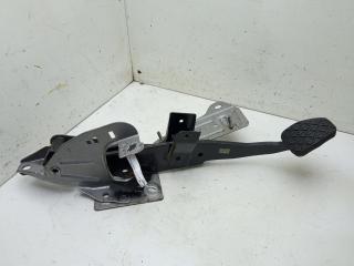 педаль тормоза Mazda 3 BK 2005, 1.4 л., бензин, МКПП, серый, хетчбэк 5 дв.