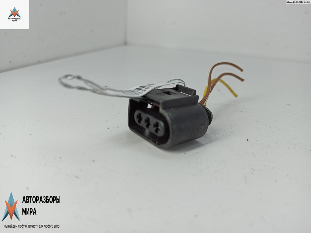 разъем (фишка) проводки Audi A3 8L 1999, 1.8 л., бензин, МКПП, синий, хетчбэк 5 дв., 1J0973723 - фото №1