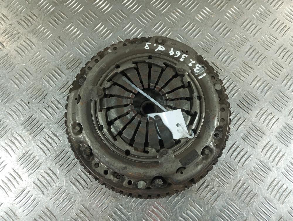 маховик Renault Megane 2 поколение 2004, Дизель 1.5, цвет - фото №1