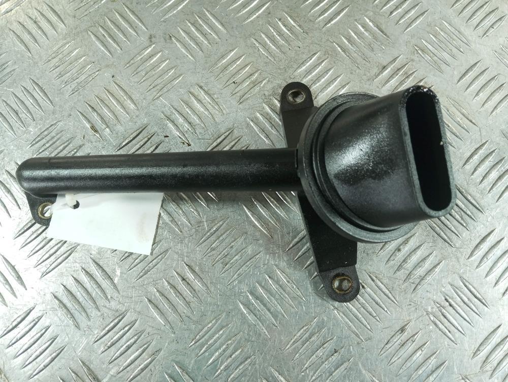 маслоотделитель (сапун) Ford Focus 2 поколение 2006, цвет, C89WA - фото №1