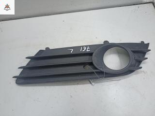 рамка фары противотуманной левой Opel Astra H 2004, 1.8 л., бензин, МКПП, серый, универсал, 13126025