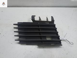 заглушка (решетка) в бампер Opel Vectra C 2003, 2.2 л., бензин, МКПП, серый, седан, 09186128