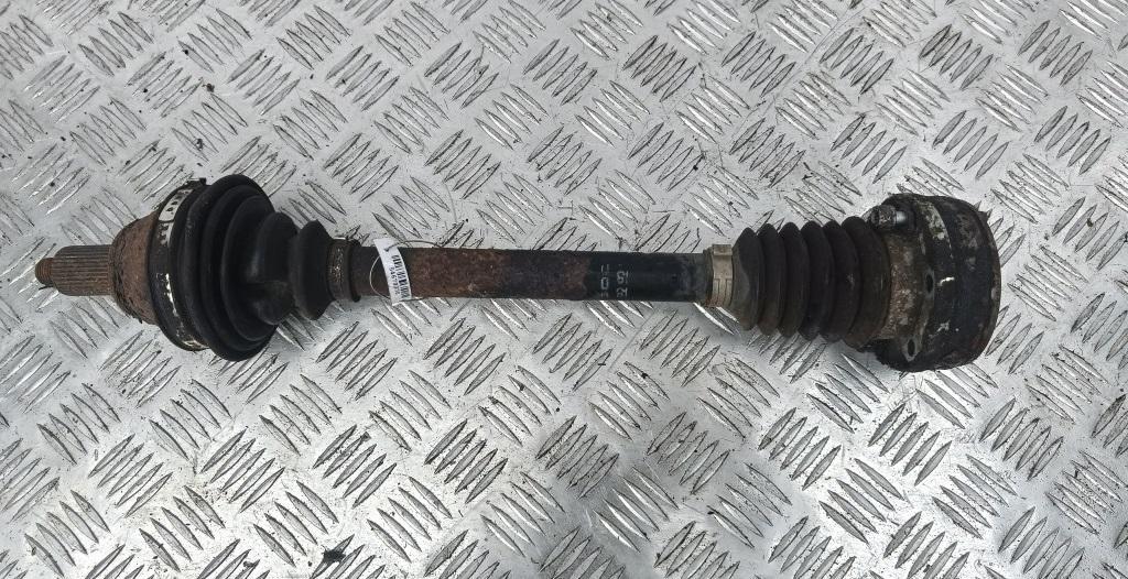 полуось передняя левая (приводной вал, ШРУС) Volkswagen Polo 2005, 1.2 л., бензин, МКПП, чёрный, хетчбэк 3 дв.