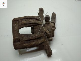 суппорт задний левый Mercedes-Benz Vito-2 / Viano W639 2009, 2.2 л., дизель, МКПП, белый, микроавтобус