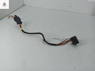 кнопка центрального замка Audi A4 B5 [рестайлинг] 1999, 1.9 л., дизель, АКПП, чёрный, универсал, 8L0962107