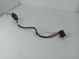 кнопка центрального замка Audi A4 B5 1999, 1.9 л., дизель, АКПП, чёрный, универсал, 8L0962107