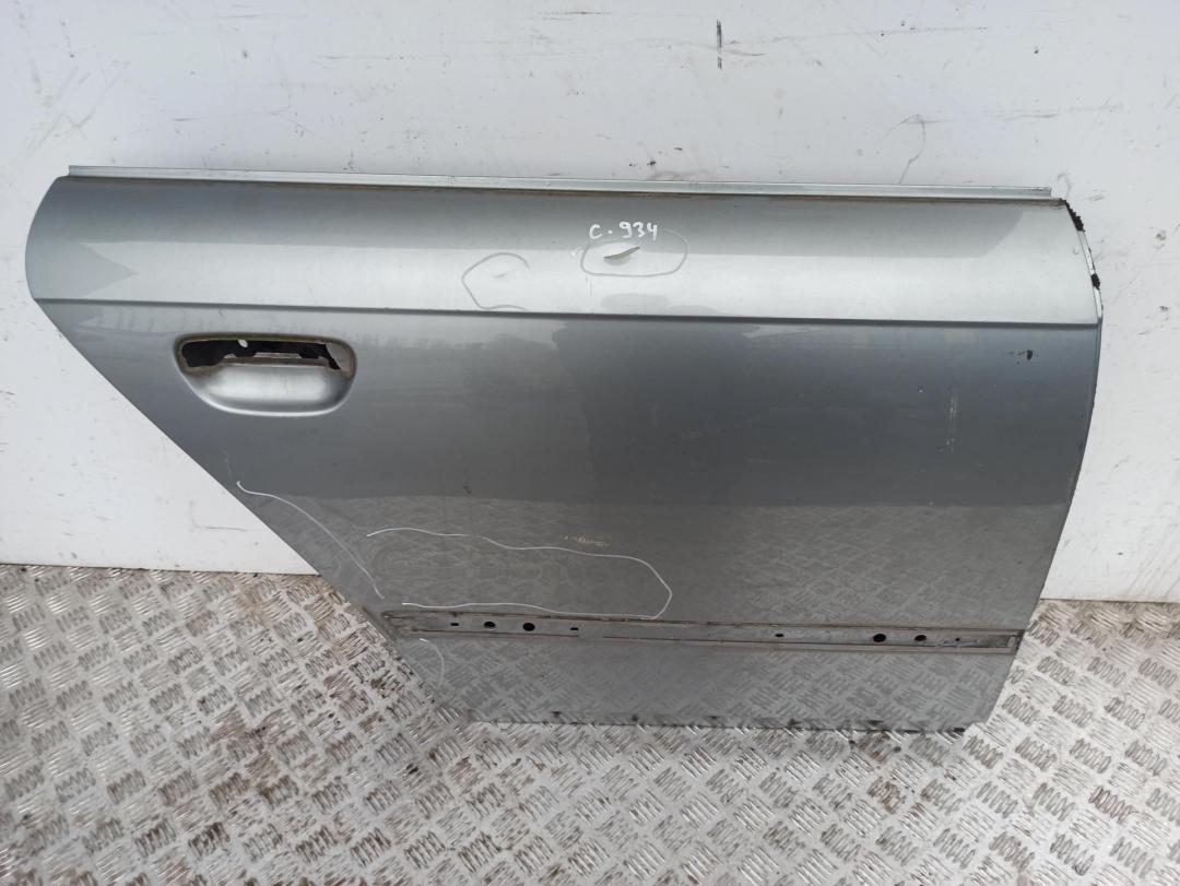 дверь сдвижная Audi A4 B7 2005, серый, универсал
