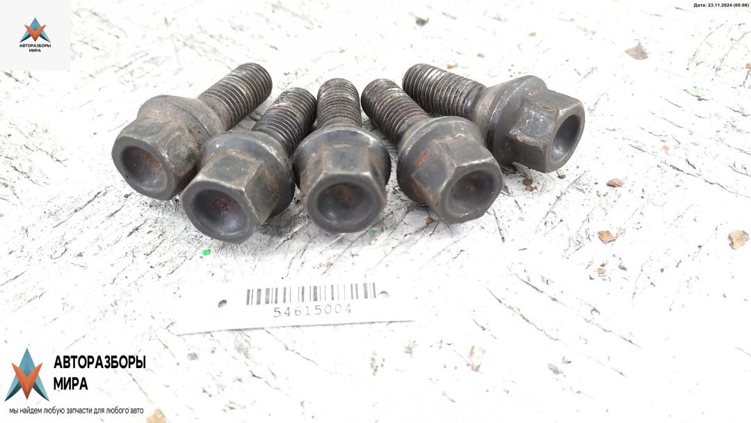 болт колесный BMW 5 серия E39 1997, 2.0 л., бензин, МКПП, синий, седан, 6781150 - фото №1