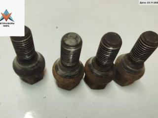 болт колесный Opel Corsa C 2002, 1.0 л., бензин, МКПП, красный, хетчбэк 3 дв., 90473457