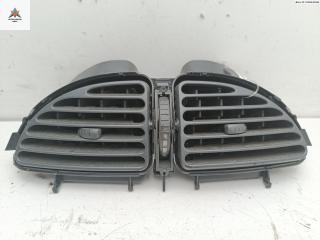 дефлектор обдува салона Citroen C5 1 поколение [рестайлинг] 2005, 2.0 л., дизель, МКПП, чёрный, универсал, 963261727A