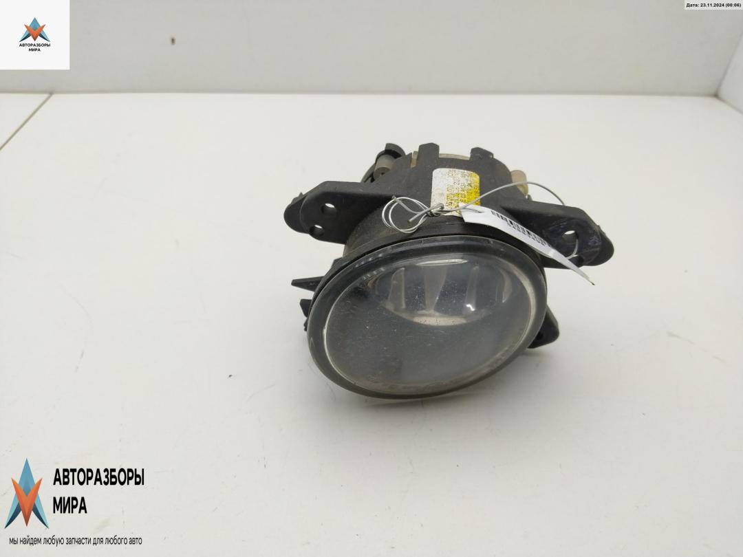 фара противотуманная правая Mercedes-Benz B-Класс W245 2006, 2.0 л., бензин, АКПП, серый, минивэн, 2518200856 - фото №1