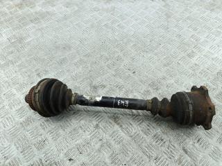 полуось передняя левая (приводной вал, ШРУС) Volkswagen Passat B5+ (GP) 2004, 1.8 л., бензин, АКПП, синий, универсал