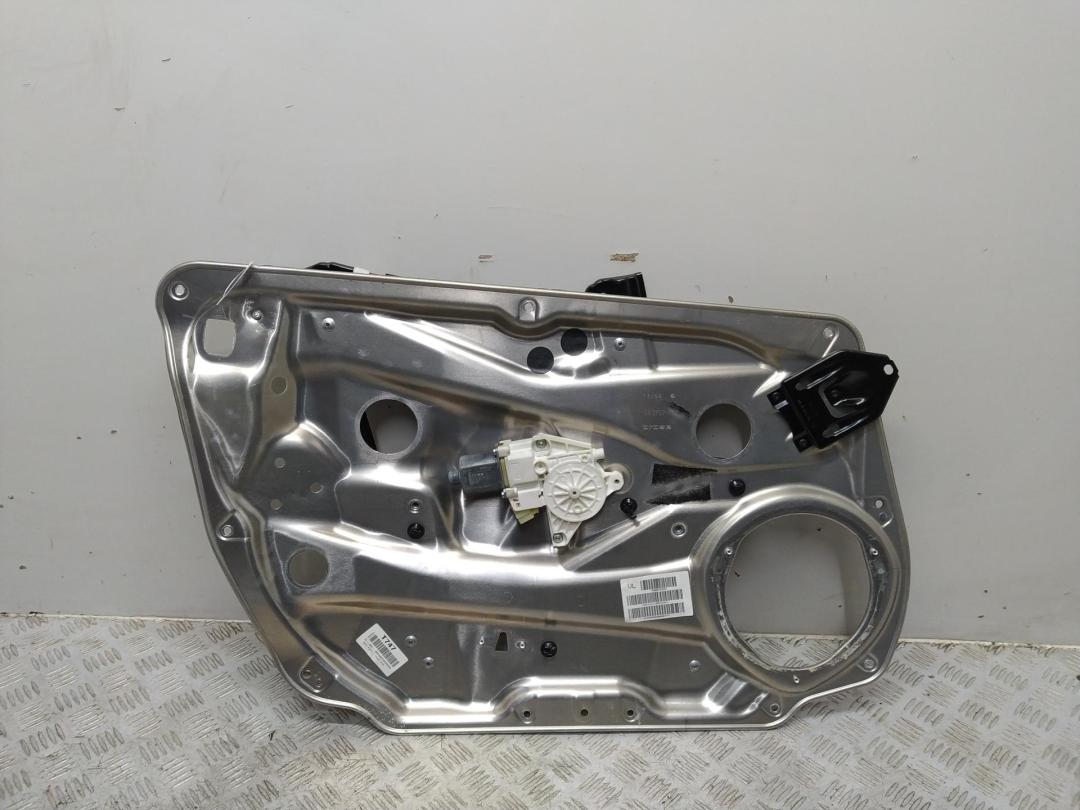 стеклоподъемник электрический передний левый Mercedes-Benz C W204 2009, 2.2 л., дизель, АКПП, серый, универсал, 2048200142