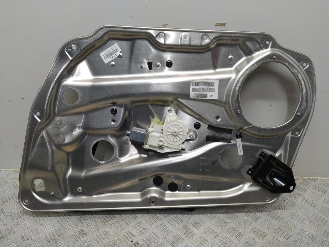 стеклоподъемник электрический передний правый Mercedes-Benz C W204 2009, 2.2 л., дизель, АКПП, серый, универсал, 2048200242