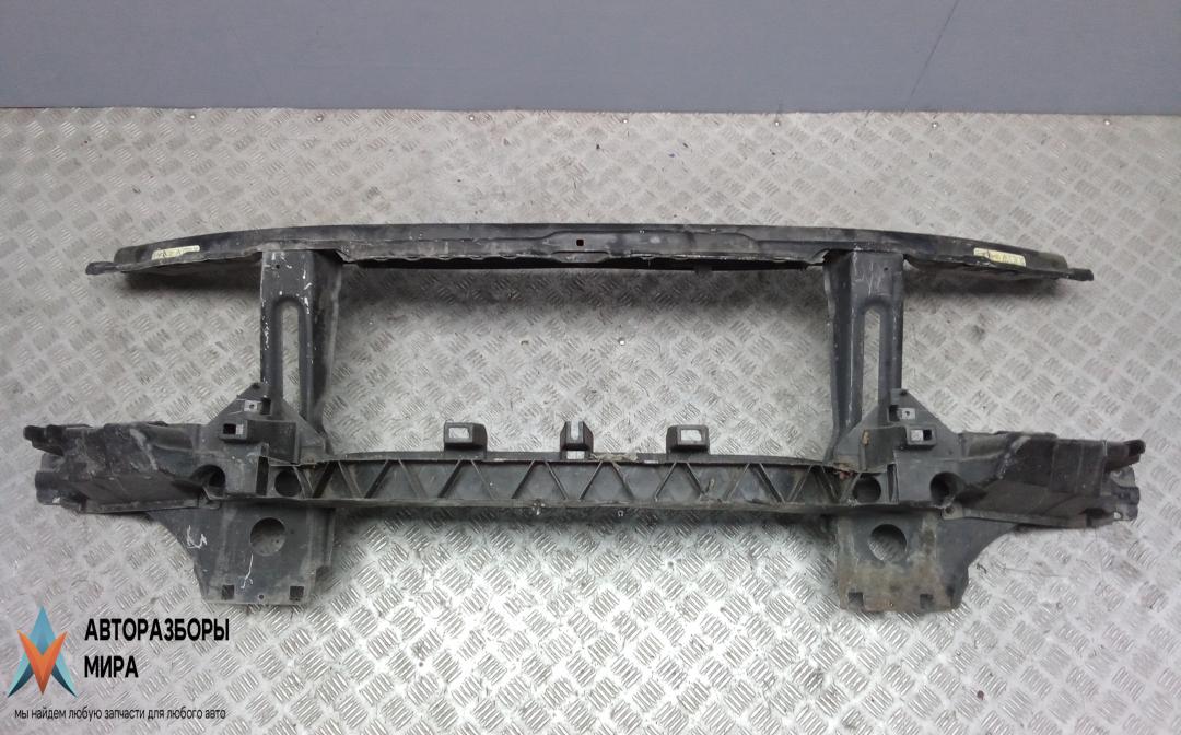 Передняя панель крепления облицовки (телевизор) Land Rover Range Rover 3 поколение 2002, 4.4 л., бензин, АКПП, внедорожник 5 дв. - фото №1