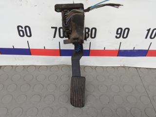 педаль Mercedes-Benz Sprinter 1 поколение (W901-905) [рестайлинг] 2005, 2.2 л., CDi 208/308/408, дизель, МКПП, микроавтобус, A9013000404