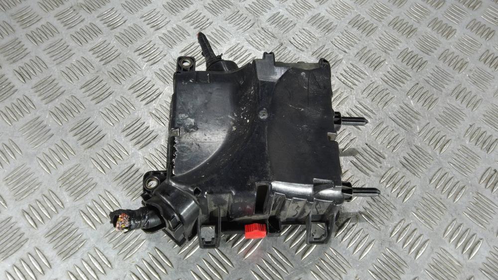 блок комфорта Renault Megane 3 поколение 2010, цвет, 284B60168R - фото №1