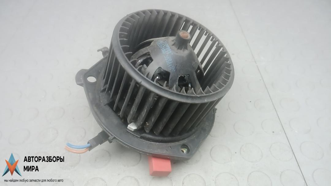 моторчик печки IVECO Daily 4 поколение 2008, 2.3 л., дизель, МКПП, микроавтобус - фото №1