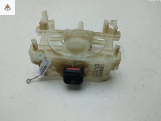 кнопка аварийной сигнализации Subaru Legacy 4 поколение 2005, 2.0 л., бензин, МКПП, синий, универсал, 83111AG750