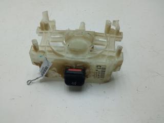 кнопка аварийной сигнализации Subaru Legacy 2005, 2.0 л., бензин, МКПП, синий, универсал, 83111AG750