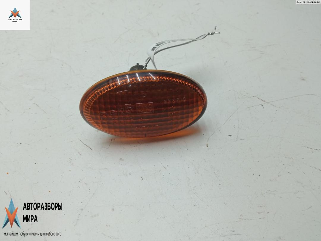 повторитель передний левый Subaru Legacy 3 поколение 2001, 2.0 л., бензин, МКПП, зелёный, универсал, 015445 - фото №1