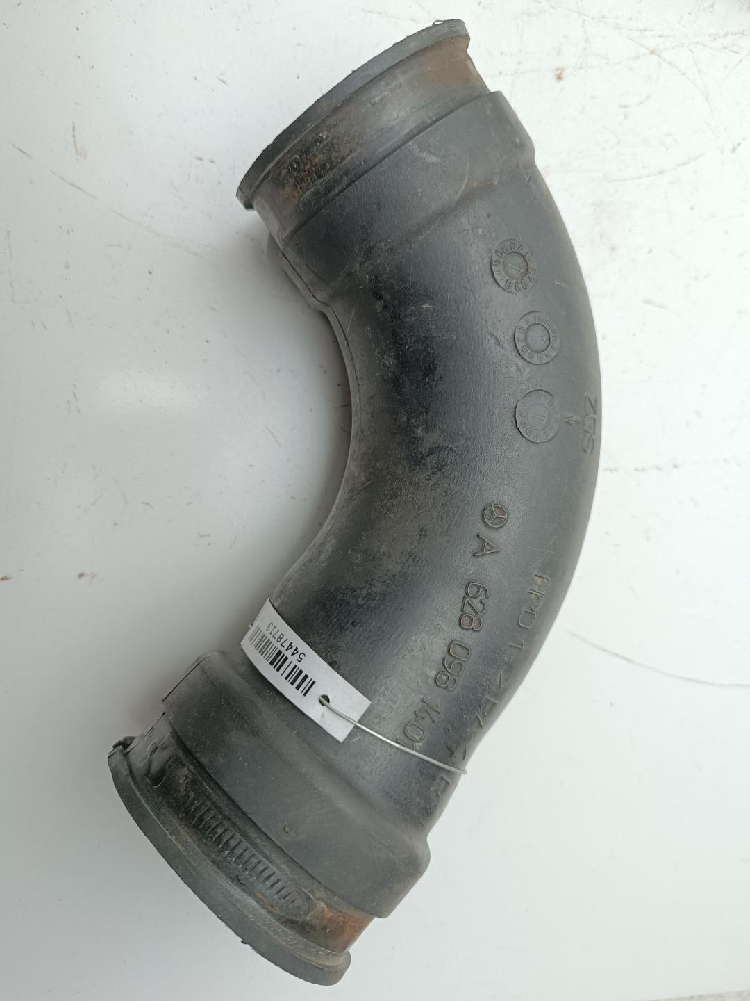патрубок воздушного фильтра Mercedes-Benz M-Class ML W163 2002, 4.0 л., дизель, 6280981401