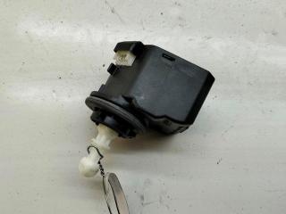 корректор фар Volkswagen Passat B6 2006, 2.0 л., дизель, МКПП, серый, универсал, 008830